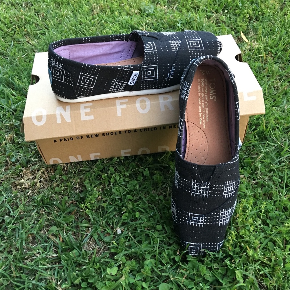 Toms